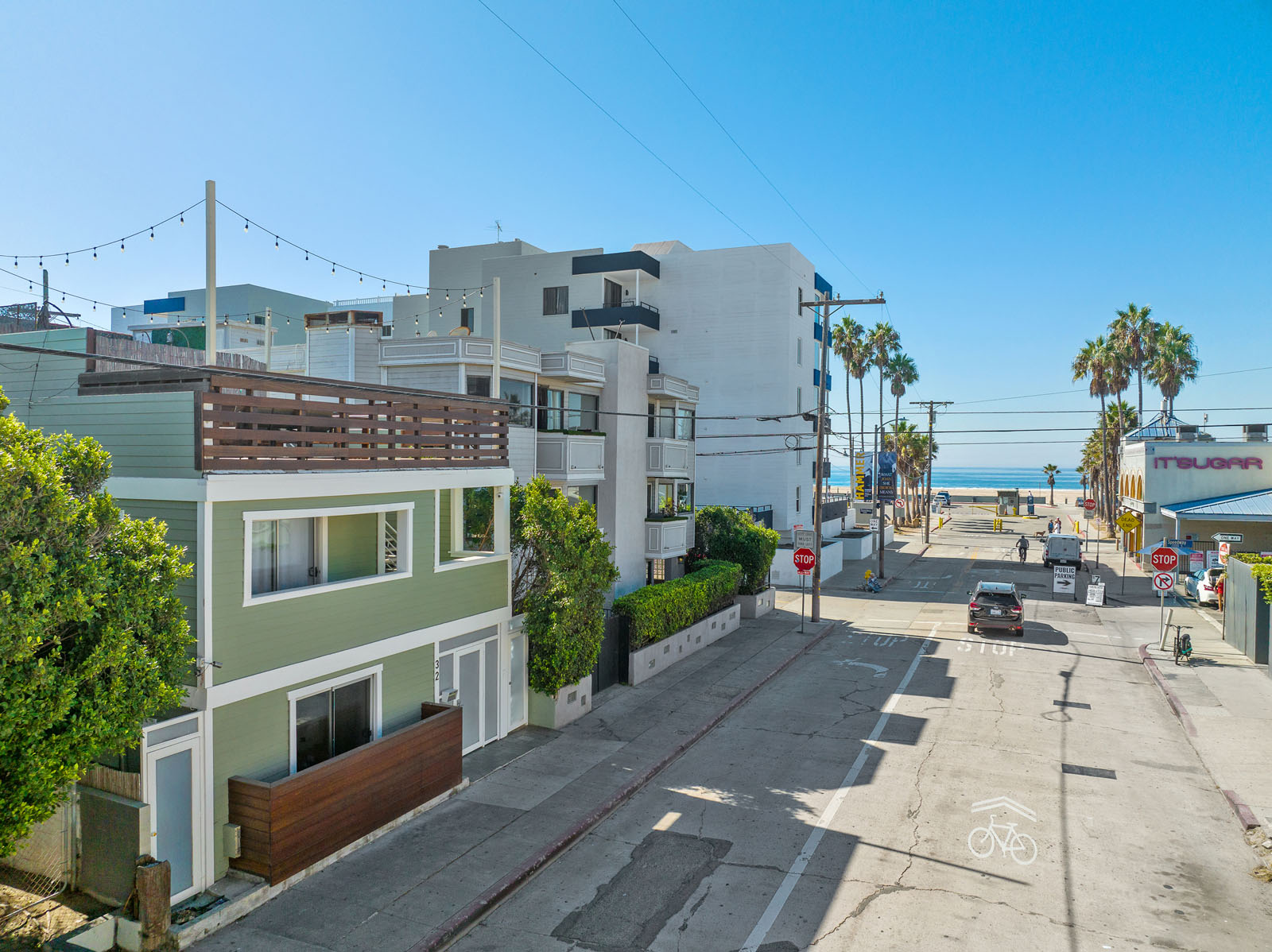32 N Venice Blvd ocean proximity